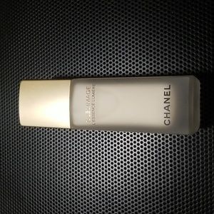 Chanel sublimage lesse//nce lumiere